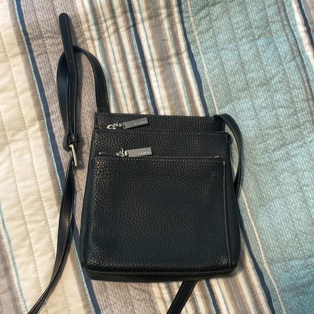 Liz Claiborne Crossbody Purse Black adjustable strap